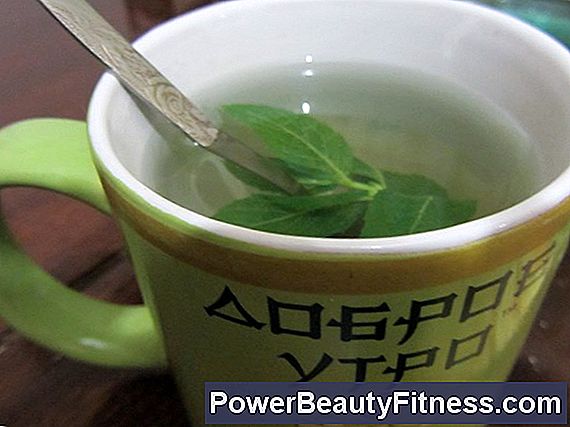 Cele mai bune 15 ceaiuri de plante pentru pierderea în greutate - funcționează eficient