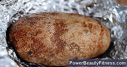 How To Cook A Baked Potato On A Campfire