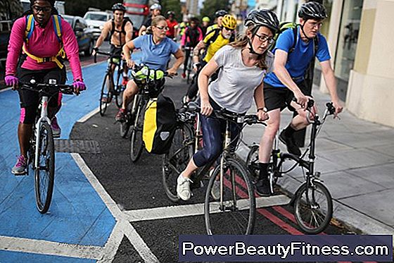 i vantaggi di andarein uffcio in bicicletta sudore