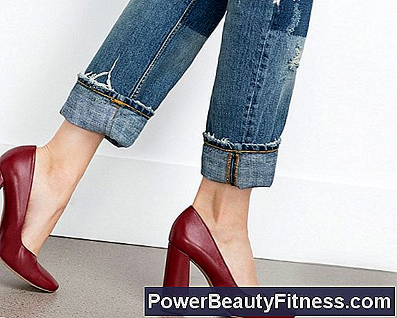 10 Cele Mai Bune Pantofi De Funcționare Pentru Cei Cu Picioare Plate